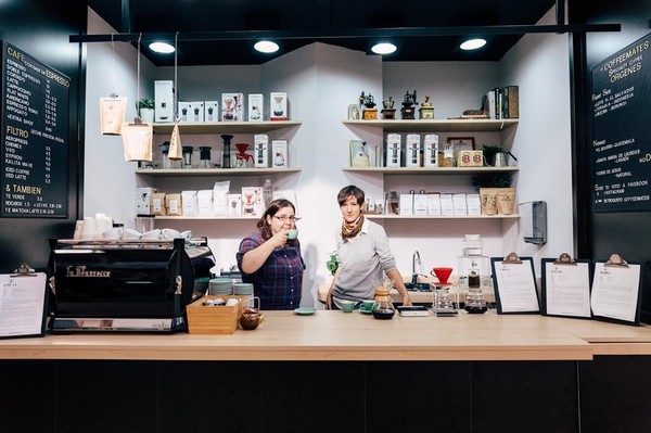 retrogusto cafe en el Mercado Central